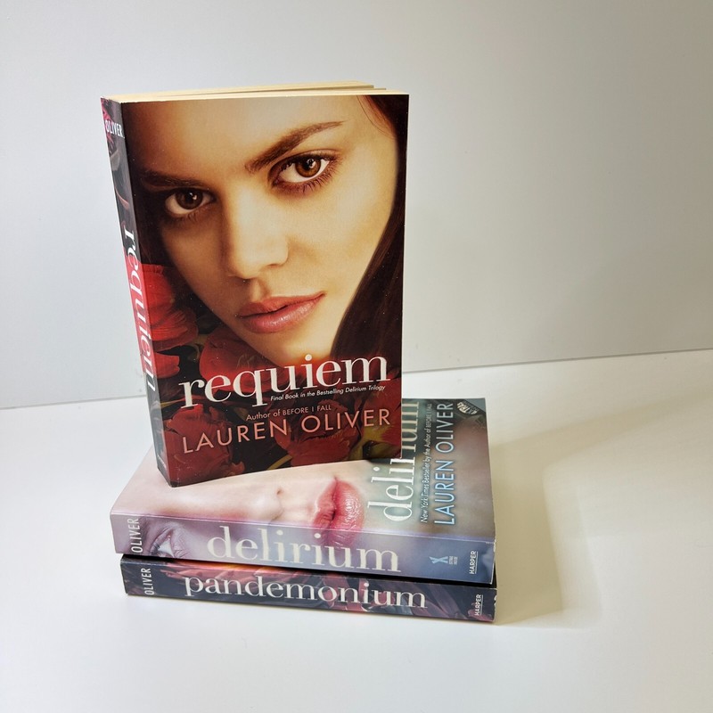 Delirium, Requiem, Pandemonium Complete Trilogy Ser Lot x 3 Lauren Oliver gallery