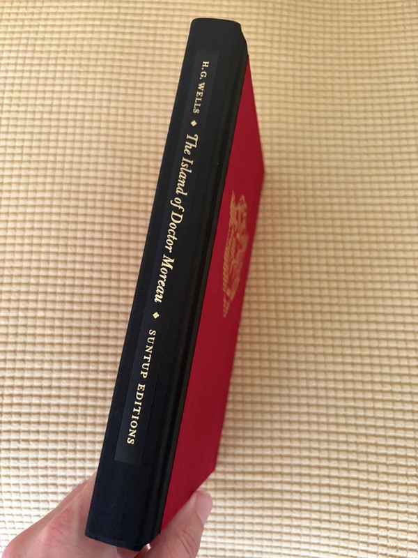 The Island of Doctor Moreau by H.G. Wells Suntup Editions Numbered LIKE NEW gallery
