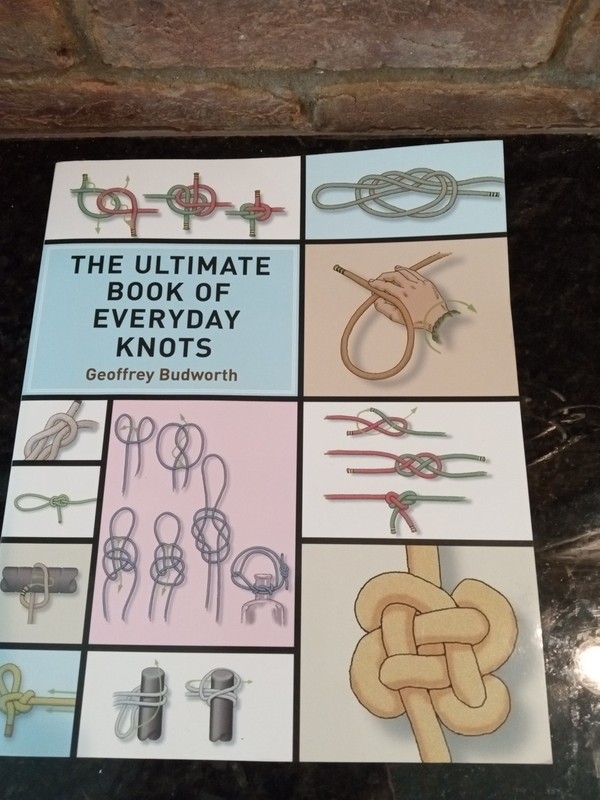 Ultimate Book of Everyday Knots Geoffrey Budworth Guide Book Paperback