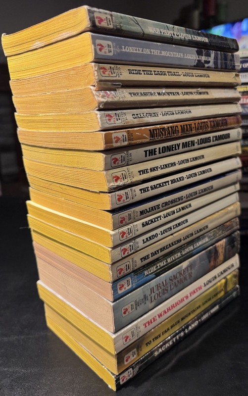 LOUIS L’AMOUR Complete 18 Book SACKETTS Series Vintage WESTERNS