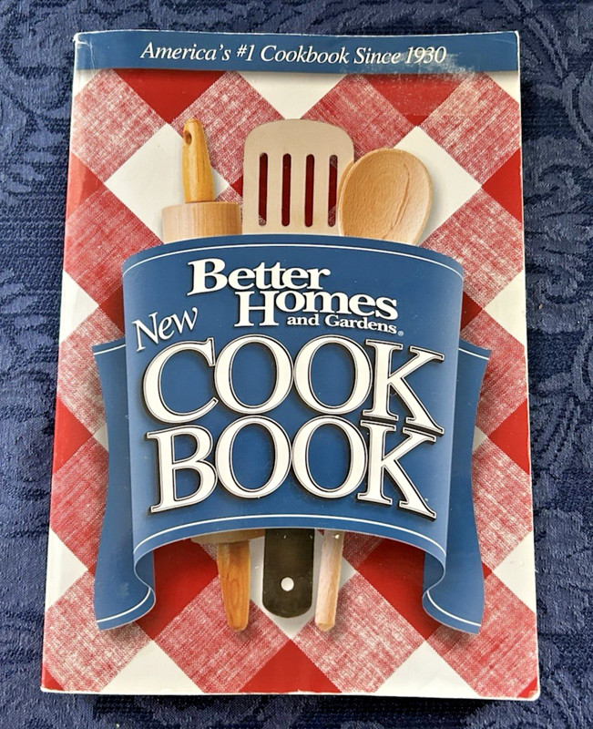 Better Homes and Gardens Cookbook Paperback 2002 574 Pages