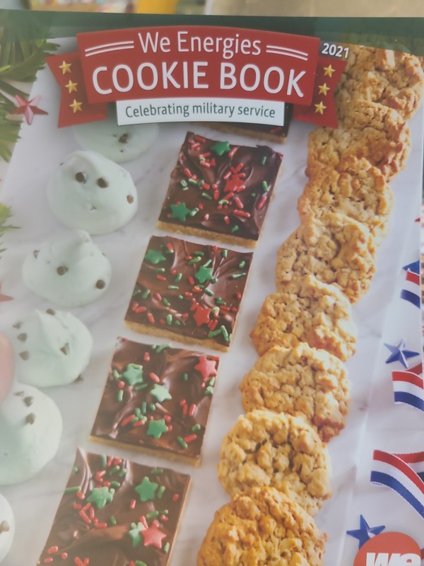 Set Of 8 We Energies Cookie Books 2014-2018 2021 2023 2024 gallery