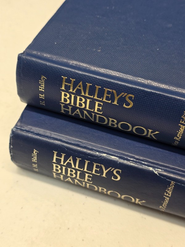 LOT of 2 - Halley's Bible Handbook by Henry Halley 1965 Vintage 24th Edition HB gallery