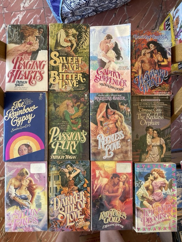 Lot 8 Random Vintage Historical Romance Books Novels gallery