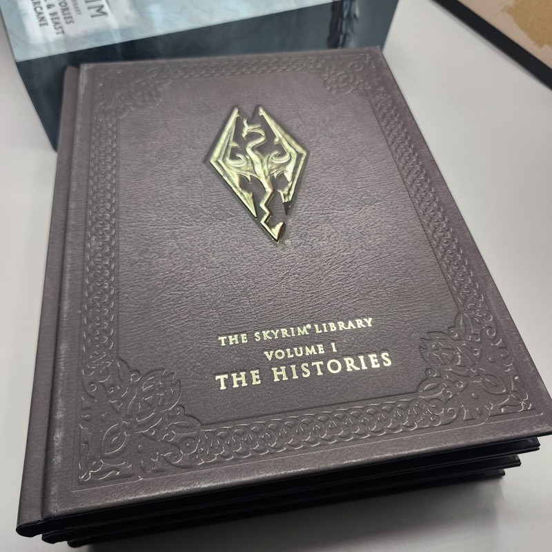 The Skyrim Library - Volumes I, II & III (Box Set) Pre-owned - Read gallery