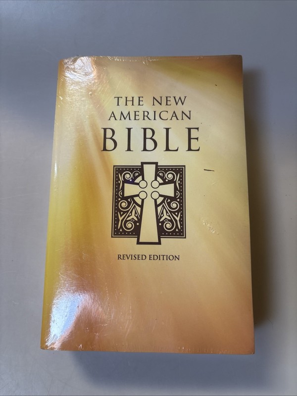 The New American Bible Revised Edition (Softcover, 2015) Free Shipping gallery