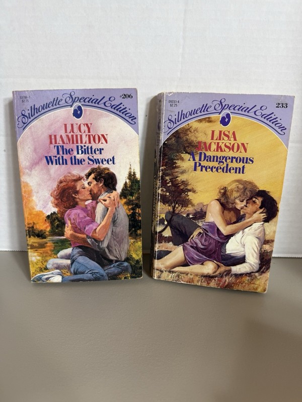 Lot GG - 9 Vintage Romance Books - Harlequin, Kismet, Silhouette gallery