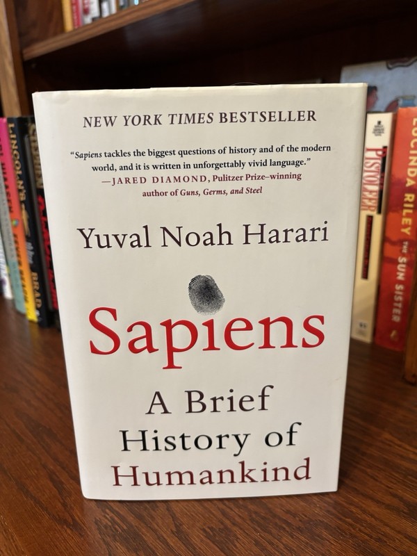 Sapiens Yuval Noah Harari Harper 2015 Hardcover Fine/Near Fine