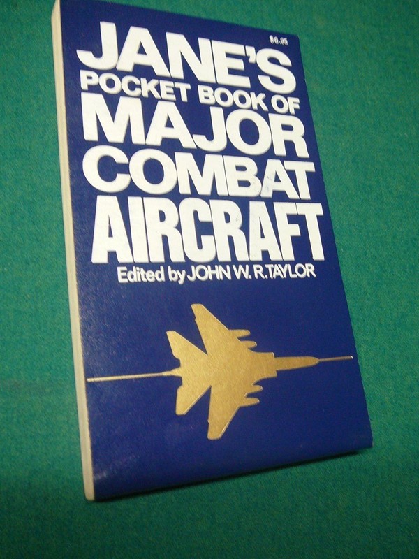 JANE’S POCKET BOOK OF MAJOR COMBAT AIRCRAFT, NEW 1974 263 PAGE BOOK / POSTPAID