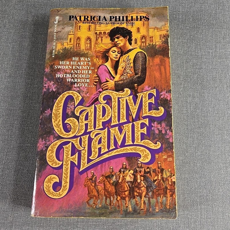 Captive Flame By Patricia Phillips 1980 Vtg Paperback Book Excellent Condition