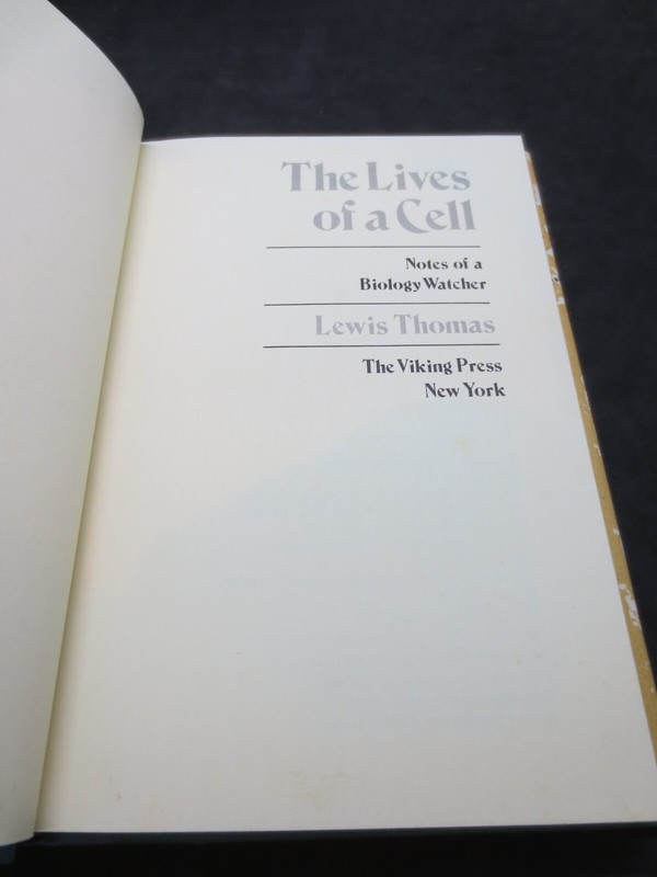 The Lives of a Cell : Notes of a Biology Watcher by Lewis Thomas - Vintage 1974 gallery