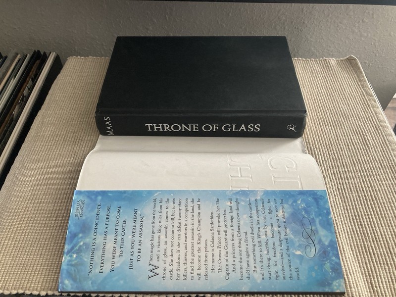 Throne of Glass by Sarah J Maas - 1st Edition/Later Print, OOP Cover! gallery