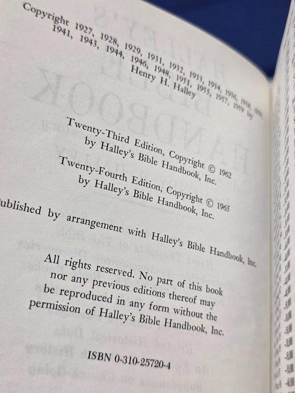 LOT of 2 - Halley's Bible Handbook by Henry Halley 1965 Vintage 24th Edition HB gallery