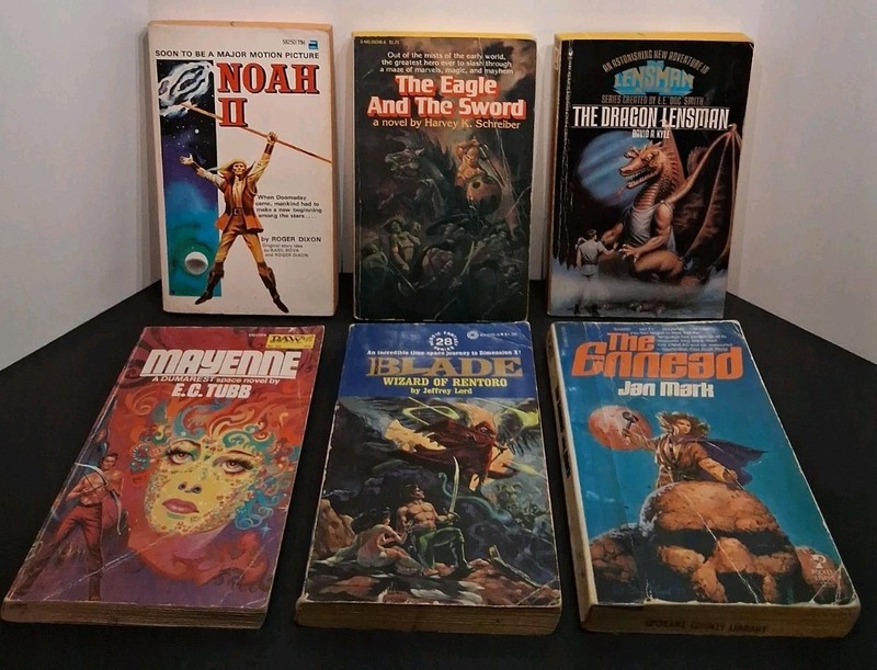 VTG Mixed Book Lot of 30 Fantasy Sci-fi: Brooks Hambly Del Rey ACE Books & MORE! gallery