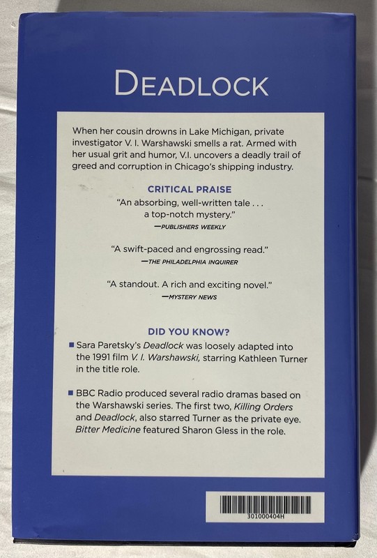 Deadlock Sara Paretsky Hardcover 2020 Reader’s Digest V.I. Warshawski #2 gallery