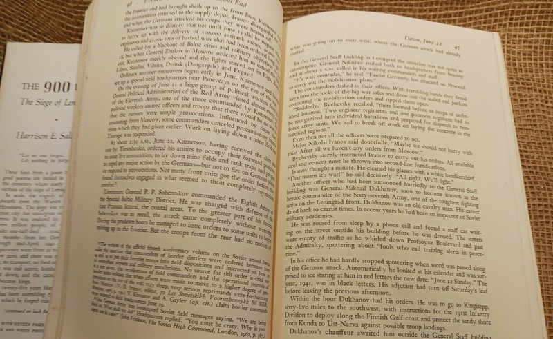 The 900 Days: The Siege of Lenningrad by Harrison E. Salisbury HC DJ 1st 1969 VG gallery