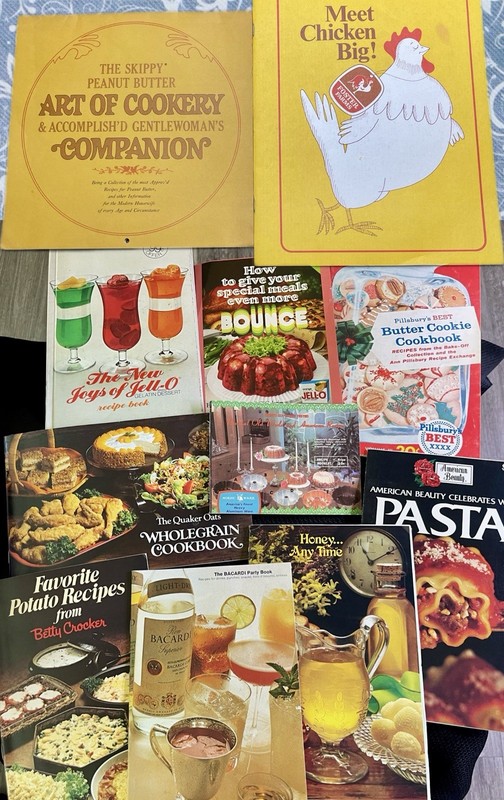 Large Lot of 12 Vintage Recipe Cookbooks Booklets – Jello, Pillsbury, Bacardi +