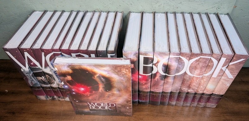 World Book Encyclopedia 2005 Complete 22 Volume Set Spinescape New Sealed gallery