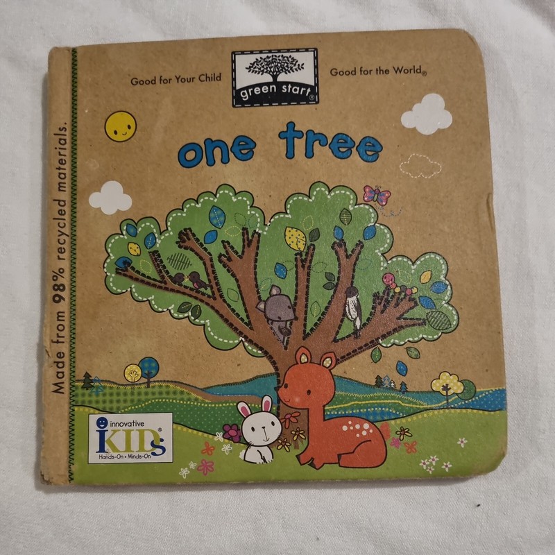 LESLIE BOCKOL. ONE TREE. RECYCLED BOOK. BOARDED. 17 BY 17CM, 9781584768111
