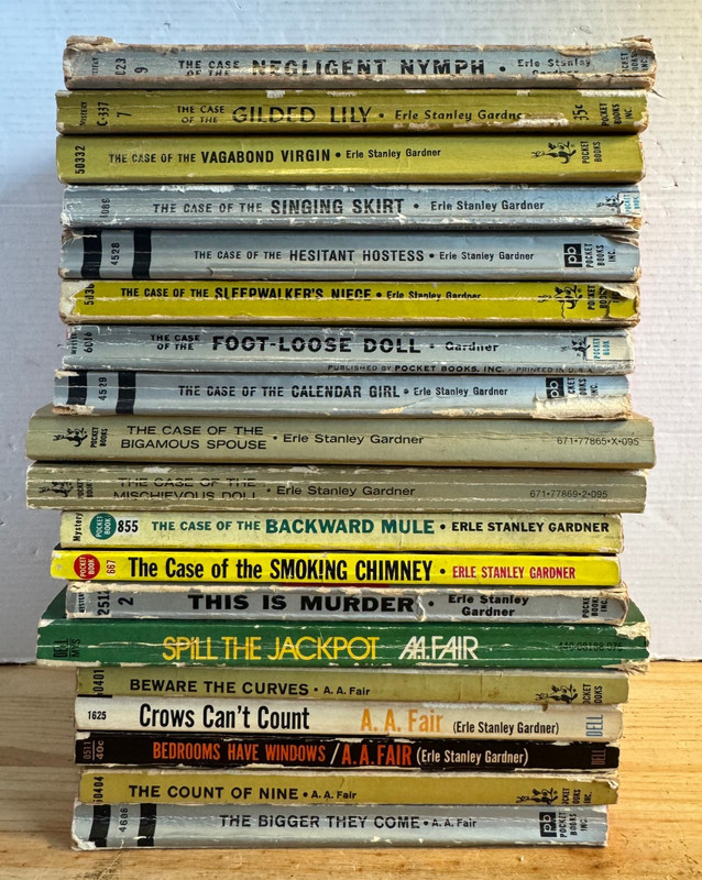 Erle Stanley Gardner Perry Mason / A A Fair Lot 19 Books Vintage Pocket 1950s gallery