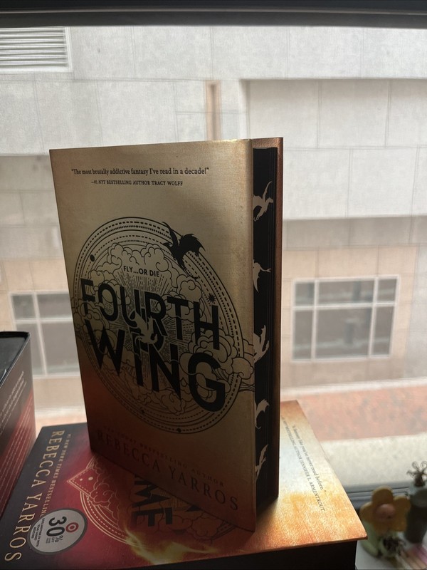 Fourth Wing by Rebecca Yarros (2023, Hardcover)