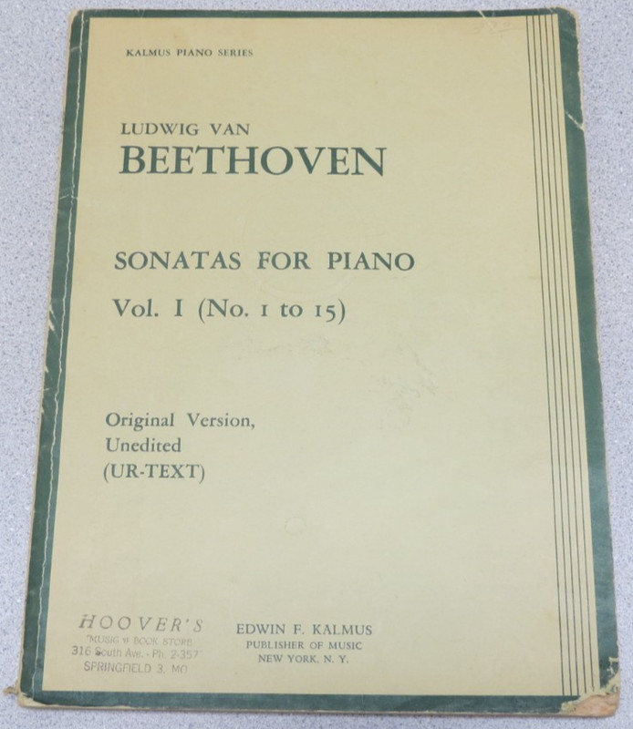 Ludwig Van Beethoven 32 Sonatas for the Piano Vol. 1 Kalmus UR-TEXT
