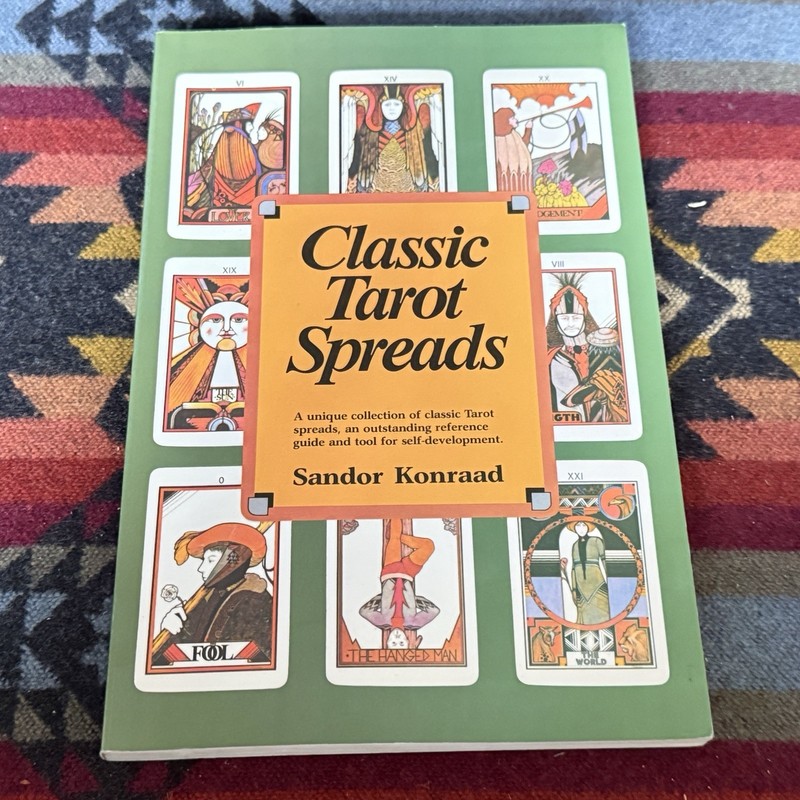 Classic Tarot Spreads Paperback Sandor Konraad