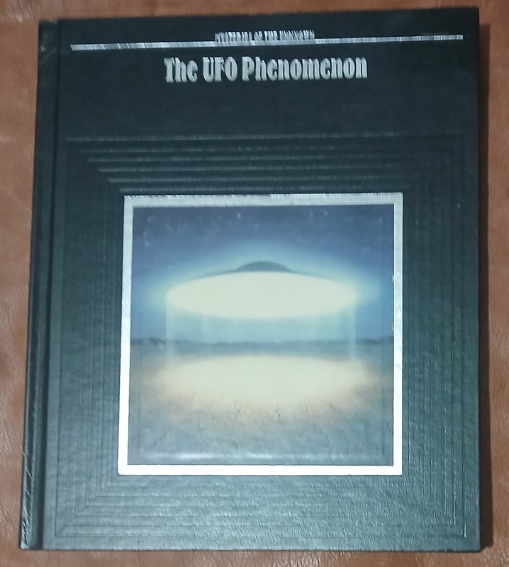 Time Life The UFO Phenomenon & Mysterious Creatures 1987 Book Set gallery