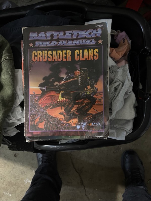 BATTLETECH FIELD MANUAL: CRUSADER CLANS By Fasa