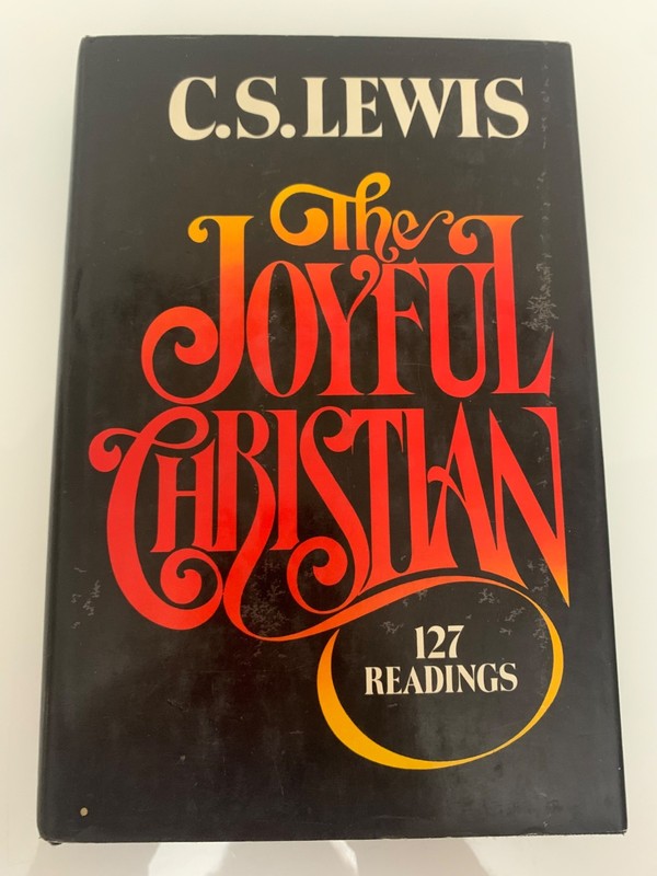 The Joyful Christian 127 Reading by C. S. Lewis 1977 HCDJ 2nd Printing Good
