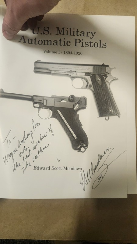 SIGNED U.S. Military Automatic Pistols 1894-1920 Meadows HC/DJ Illustrated gallery