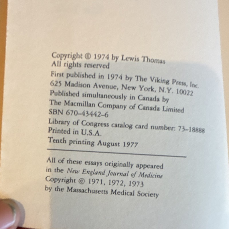 The Viking Press The Lives of a Cell Lewis Thomas (1974, HC, DJ, Signed) gallery