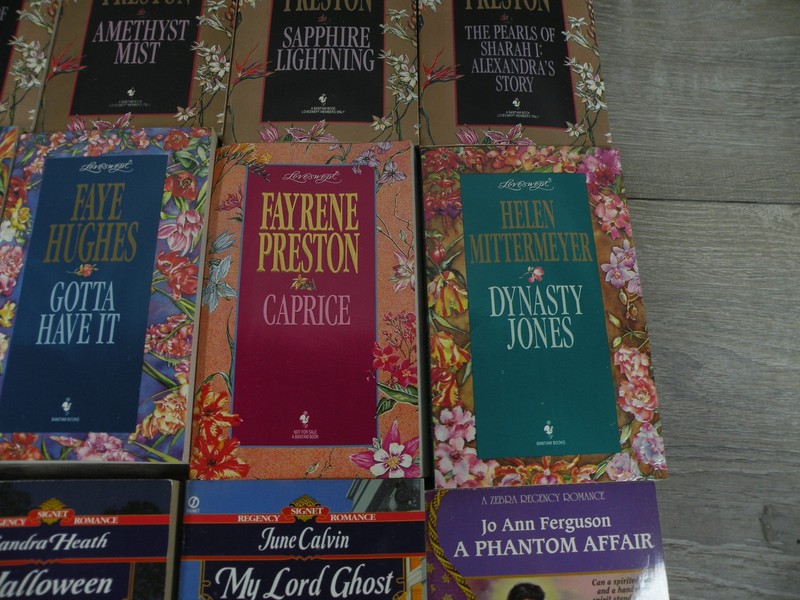 Lot of 15 Vintage Romance Novels Loveswept Signet Zebra Harlequin Paperback gallery