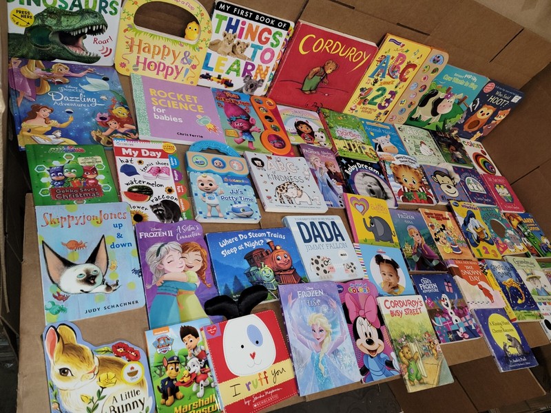 Lot of 50 Children BOARD Hardcover BABY TODDLER DAYCARE PRESCHOOL Kids BOOKS MIX gallery