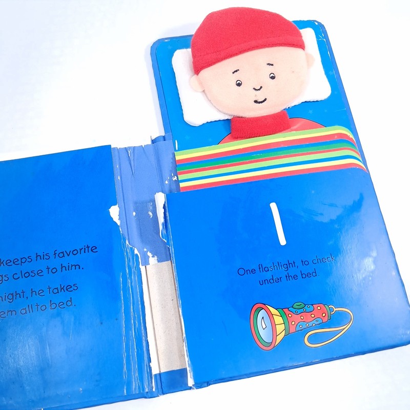 Caillou: My Little Bed Count from 1 to 10 book Chouette 2012 bedtime learning gallery
