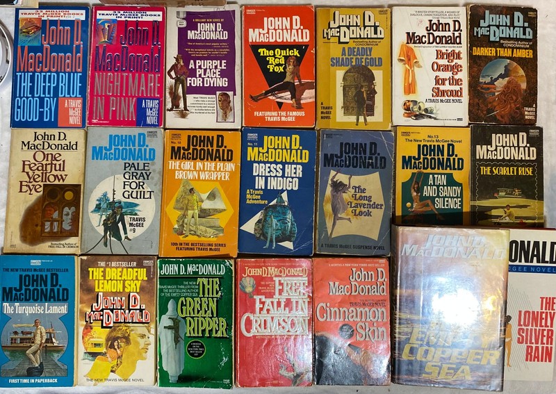 TRAVIS MCGEE JOHN D MACDONALD ALL 21 NOVEL SERIES POOR/FAIR/GOOD SET QUALITY #44