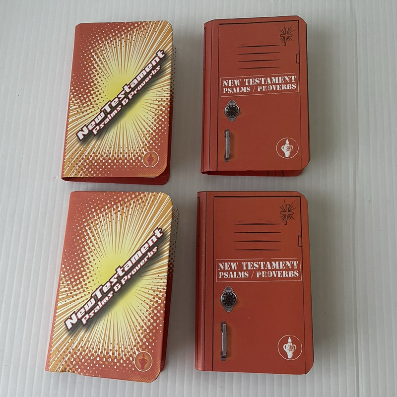 New Testament Bibles Lot Of 4 Gideon Pocket Mini Small Psalms Proverbs