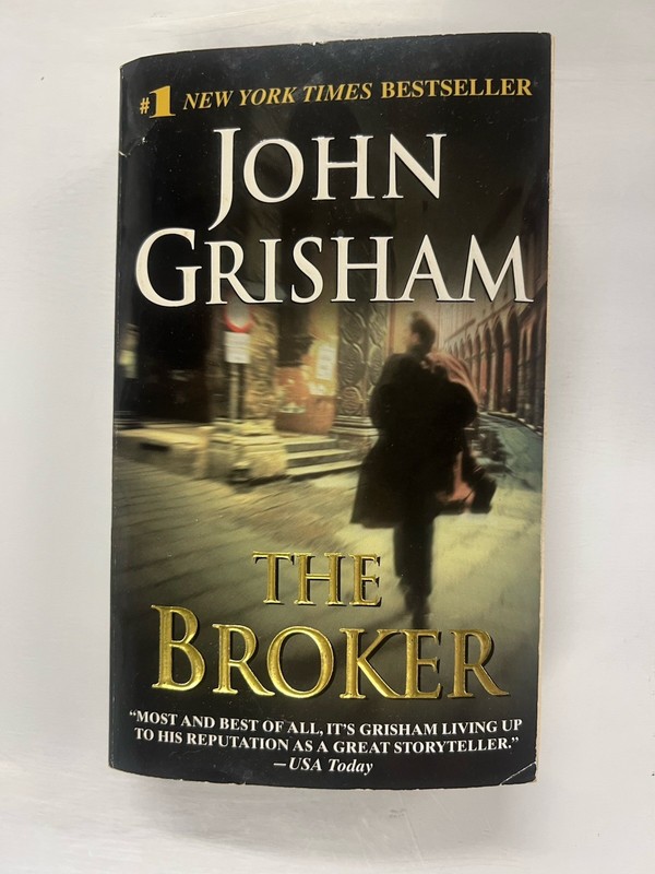 Broker : A Novel by John Grisham (2006, Trade Paperback)