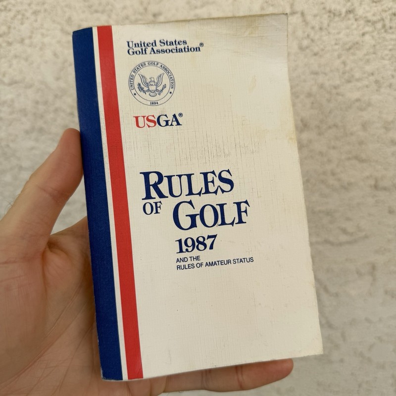 Vintage USGA 1987 Rules of Golf and the Rules of Amateur Status Book