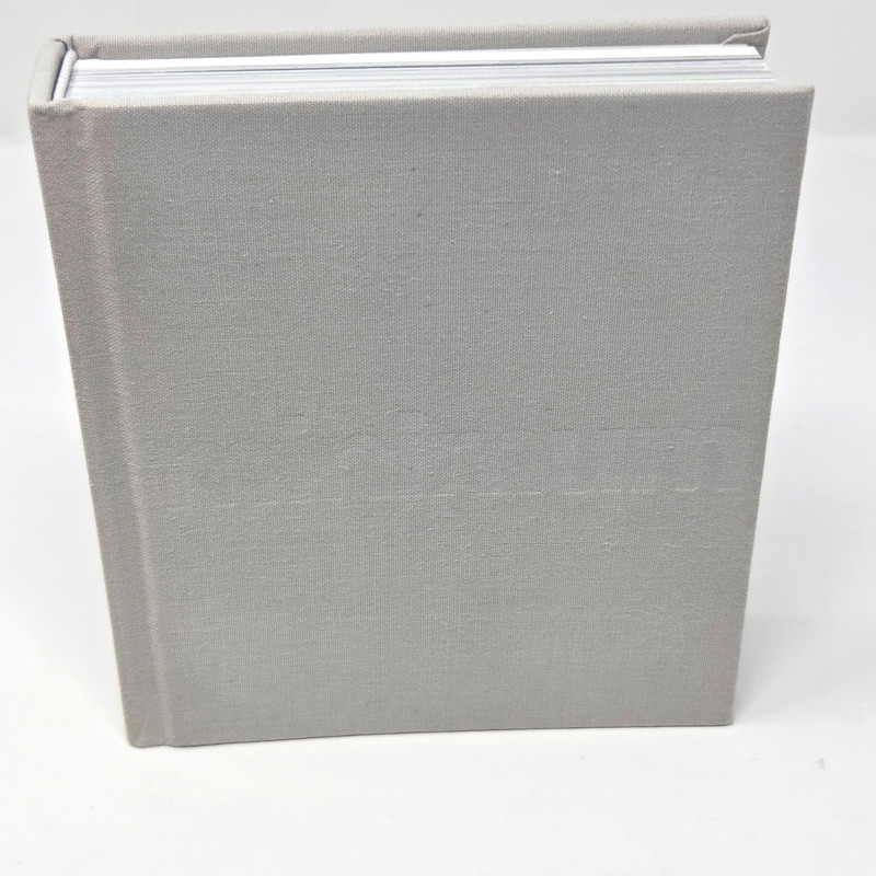 Minimum (Phaidon Miniature Hardcover Edition) By John Pawson gallery