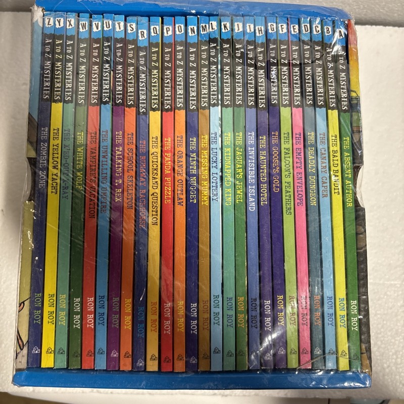 Random House A to Z Mysteries Box Set paperback books 1-26 complete collection gallery