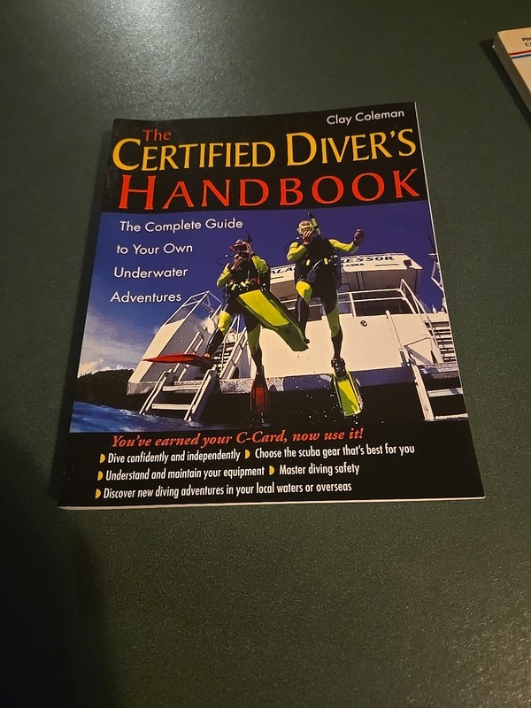 The Certified Divers Handbook: The Complete Guide to Your Own Underwater – GOOD