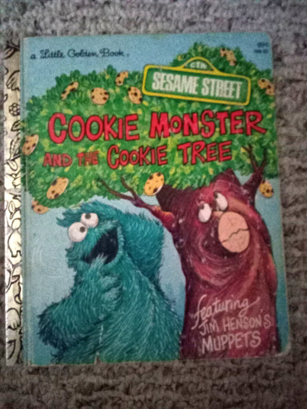 Lot of 7 Vintage Little Golden Books 1940's to 2000's gallery