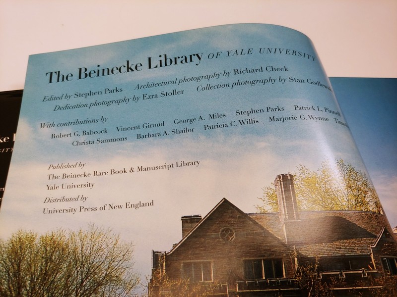 Stephen Parks, The Beinecke Library of Yale University by Yale Univ Press -HCDJ gallery