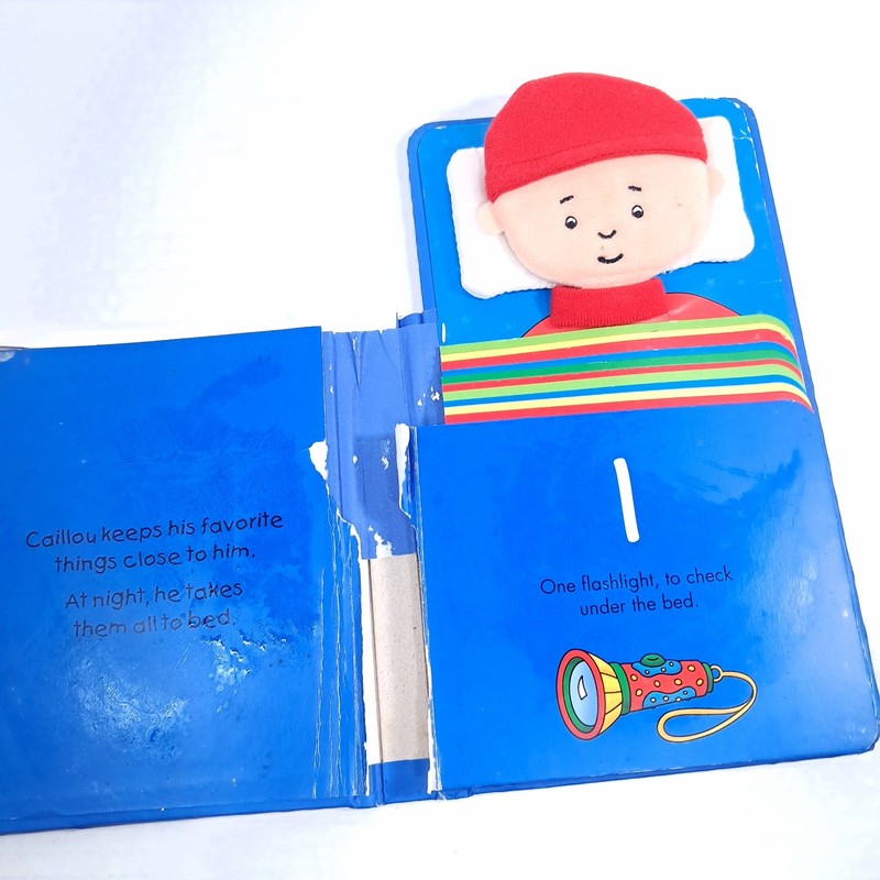 Caillou: My Little Bed Count from 1 to 10 book Chouette 2012 bedtime learning gallery