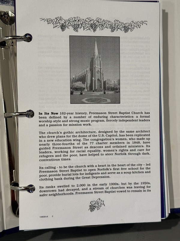 More Loaves And Fishes COOKBOOK Freemason Street Baptist Church 276 pages gallery