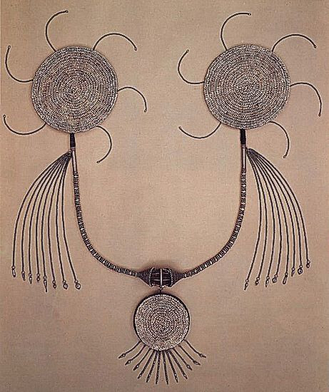 India Art Culture 1300-1900 Sculpture Paintings Wall Hangings Fabrics Jewelry gallery
