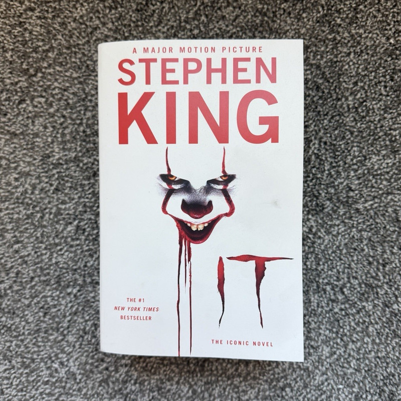 Stephen King It Paperback Horror Fiction Novel Film/TV Adaptation Tie-In