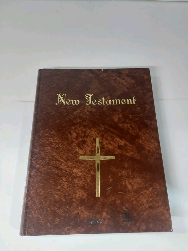 New Testament Part 1 & 2 – 1975 Daughters Of St. Paul Edition Catholicism