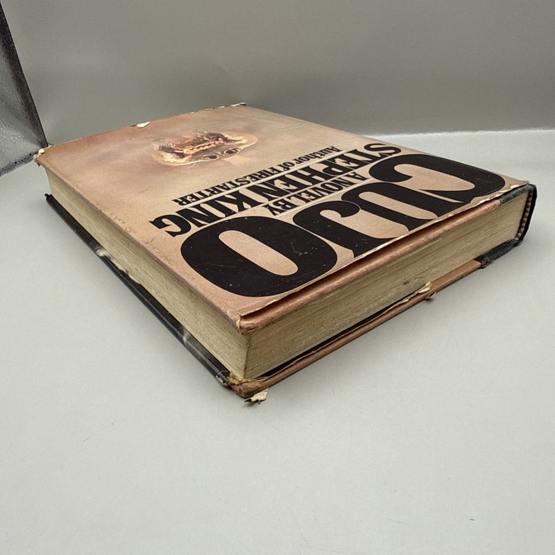Stephen King Cujo HC DJ Viking Press 1981 Horror Novel 1st Edition Third Print gallery